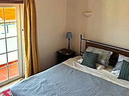 Spacious In D'el Rey 4*