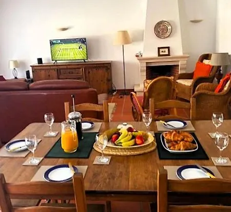 Spacious In D'el Rey Casa de hóspedes Amoreira (Leiria)